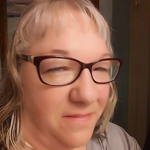 Meet your Posher, Sheryn